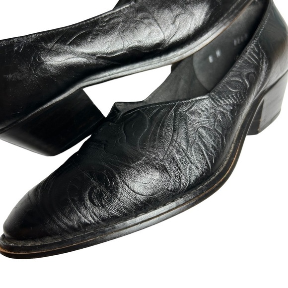 Tic tac toes Black Leather Embossed Loafers Sz 8 - Picture 2 of 12